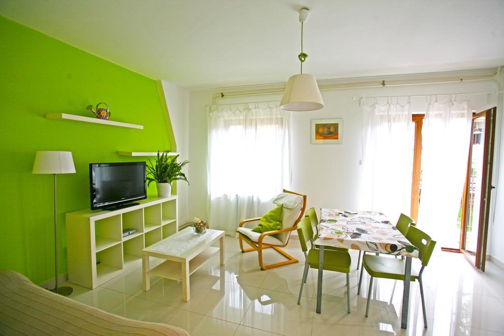 Apartments Maras โปเรช ห้อง รูปภาพ